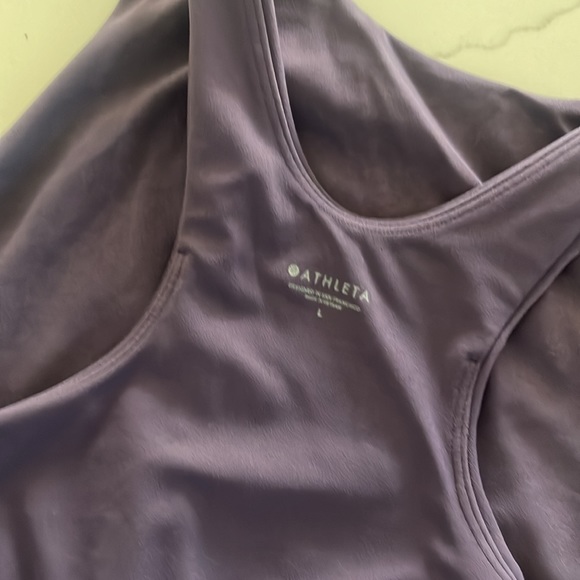 Athleta Conscious Crop (Large) - Picture 3 of 3